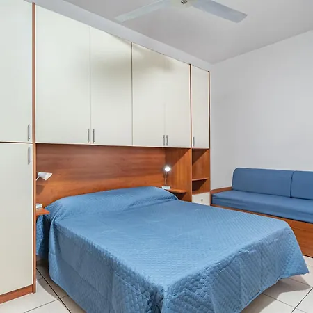 Cozy X2 - W/ Balcony * Giardini-Naxos